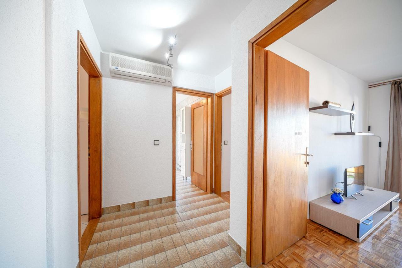 Apartmani Pataca Vodice Buitenkant foto