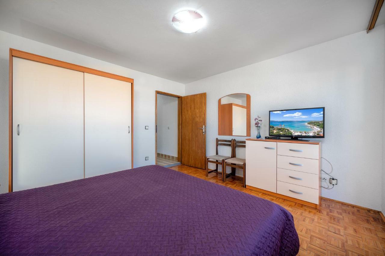 Apartmani Pataca Vodice Buitenkant foto