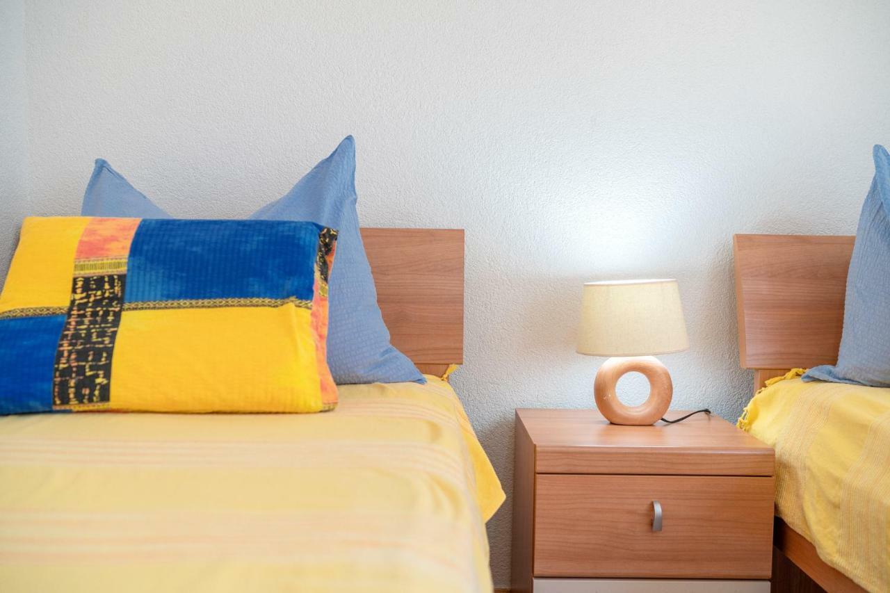 Apartmani Pataca Vodice Buitenkant foto