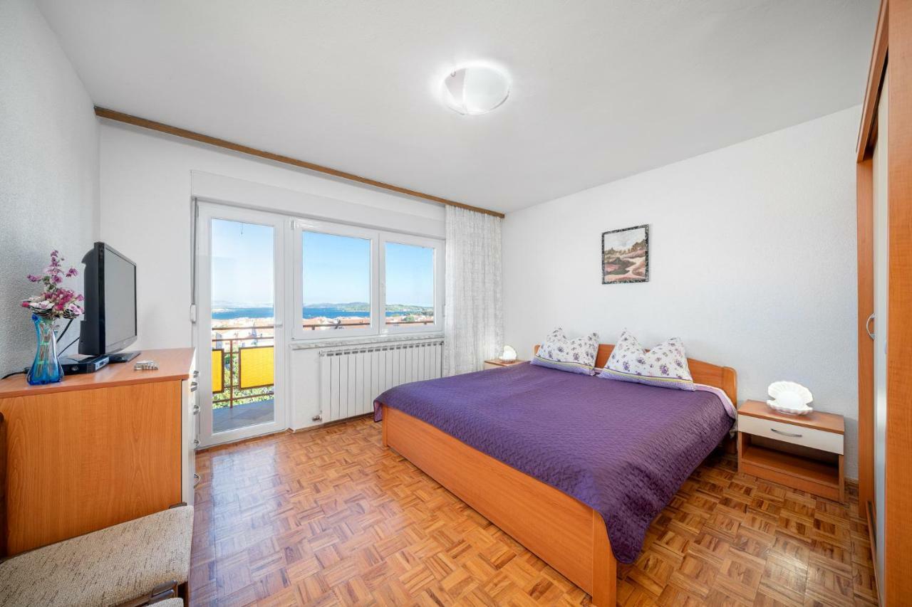 Apartmani Pataca Vodice Buitenkant foto