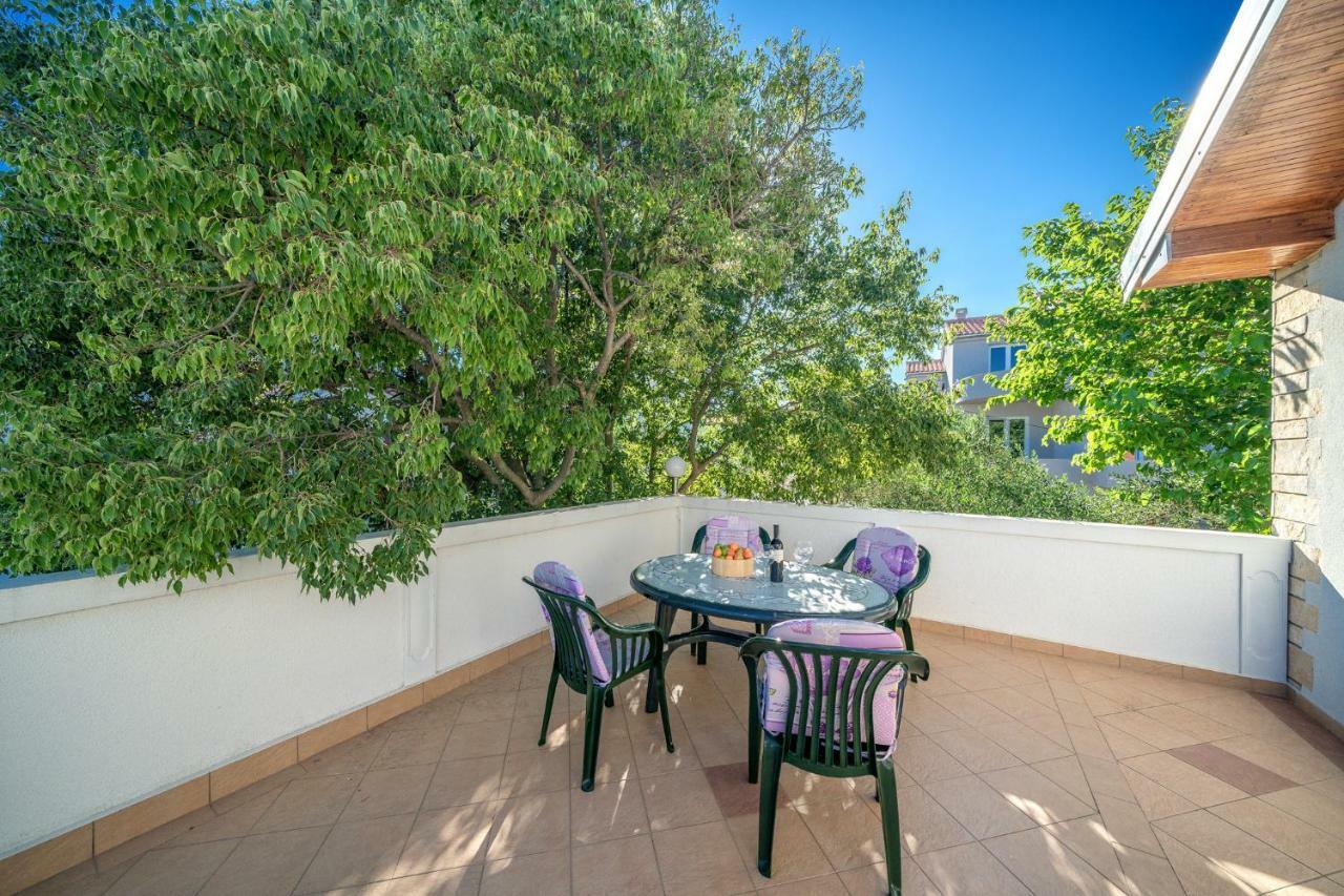 Apartmani Pataca Vodice Buitenkant foto